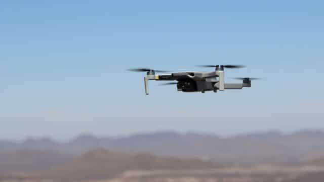 Un drone capable de dépasser facilement la barre des 100 km / h